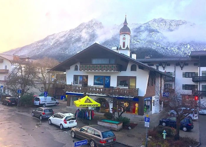 Golden Gapa Family 8