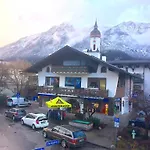 Golden Gapa Family 8