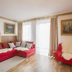 Golden Gapa Family 8