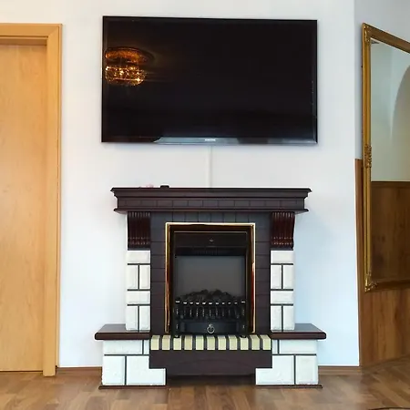 Golden Gapa Family 8