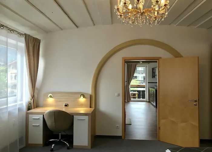 Golden Gapa Family 8